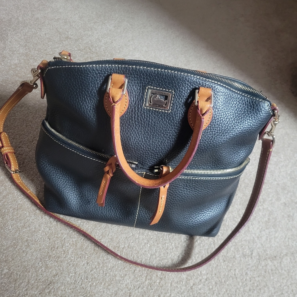 Dooney and Bourke Dillon handbag